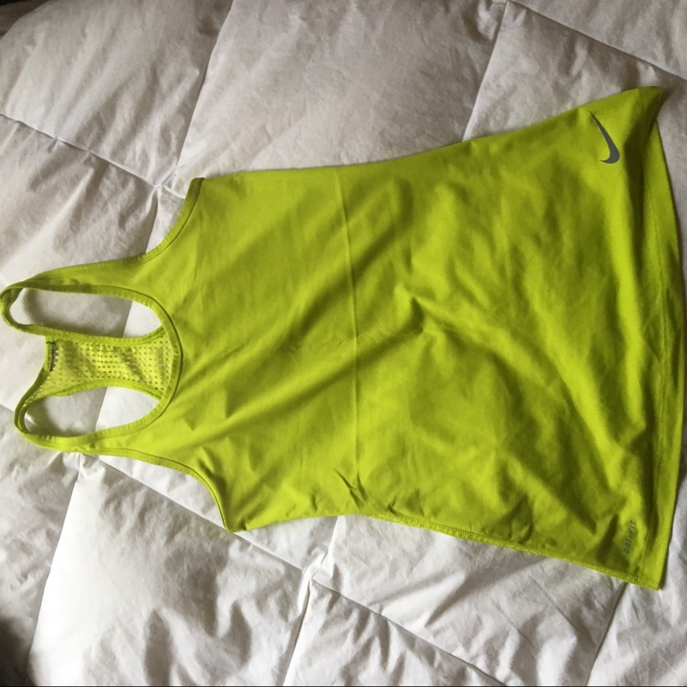 NIKE DRI FIT TOP